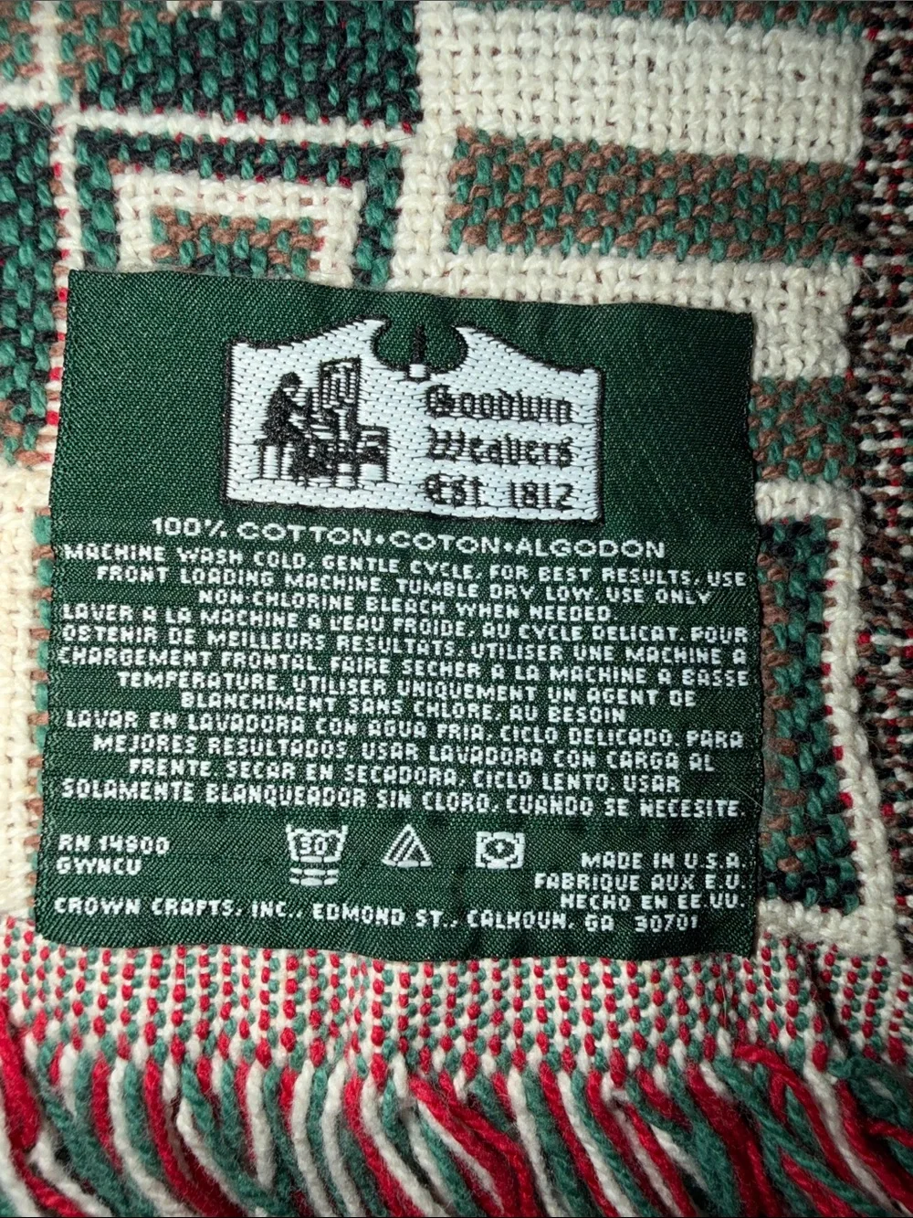 Goodwin Weavers Vintage Festive Santa Holiday Throw Blanket - Red & Green
